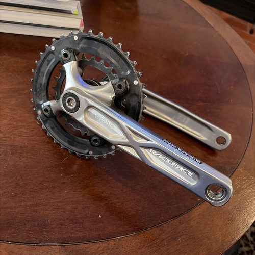 Race face evolve crankset and - evolve,