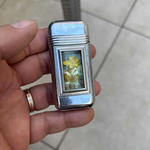 Briquet vintage fleurs