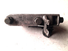 SUPPORT POMPE A INJECTION BMW E39 525 TDS  2246191 E39 E38 E34 E36 TDS