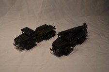 LOT DE DEUX CAMIONS UNIC