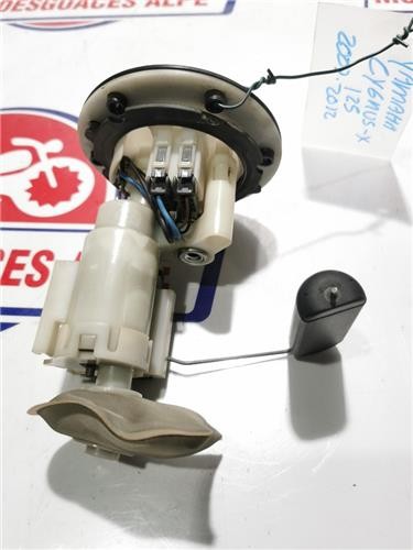 Pompe essence yamaha - À,