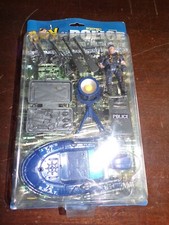 Jouet " Boy and co police - les jouets malins "