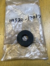 caoutchouc arrière réservoir