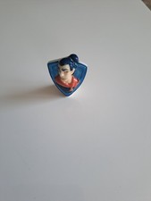 fève badge Disney général chang