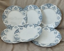 6 anciennes assiettes plates