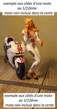 figurine Simoncelli moto gp au 1/12 éme no Valentino Rossi minichamps