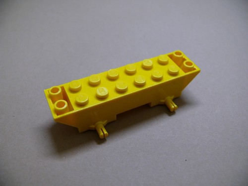 Lego yellow vehicle base - yellow,