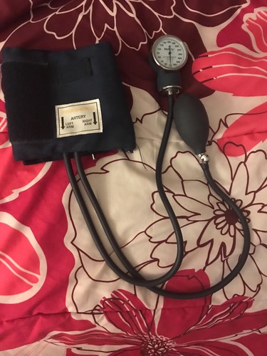 Manual blood pressure cuff - manual,