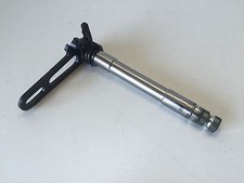 UN AXE DE SELECTEUR MOTO APRILIA 450 550 SXV RXV 450RXV 2007 ENDURO