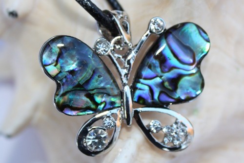 P135 coquille nacre perles
