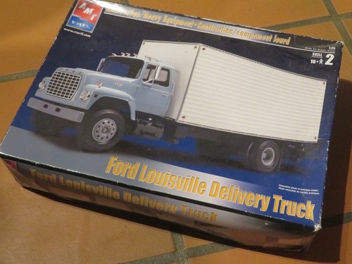 Maquette camion amt ford - maquette,