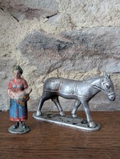 QUIRALU, 2 figurines