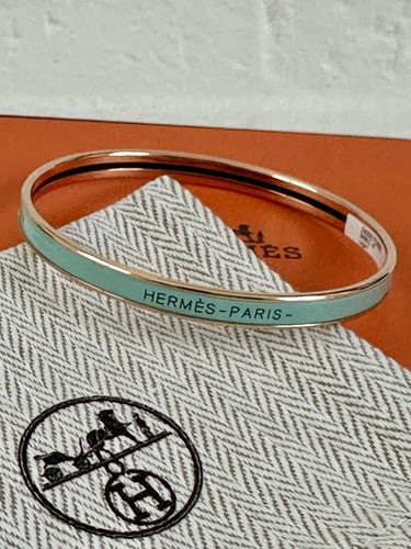 Nwt authentic hermes uni - nwt,