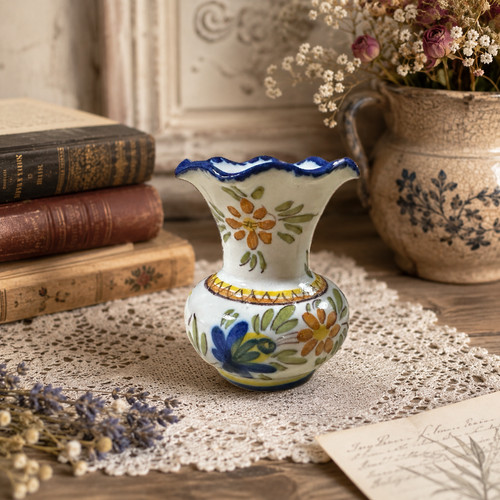 Petit vase miniature - , en