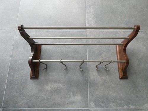 Etagère ancienne porte