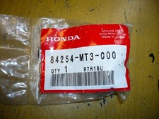 entretoise collier support valise  honda 84254-mt3-000 st 1100 pan european