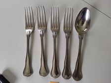 3 fourchettes 1 cuillère
