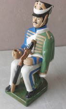 Ancien petit pichet Jacquot, en céramique, forme hussard, signé AR