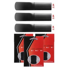 Pack variété saxophone roseau trois pièces avec différents niveaux de force