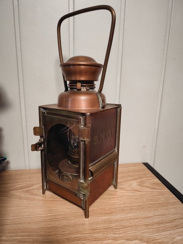 Ancienne lampe pétrôle - ancienne,