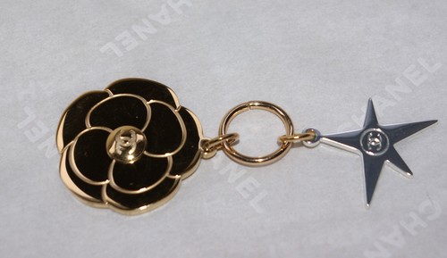 Chanel charm camelia - chanel, &