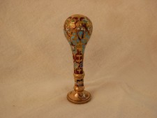 CACHET EN BRONZE DORE EMAILLE,EPOQUE FIN 19ème.