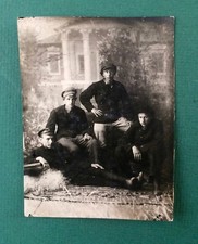 PHOTO RUSSIE SARATOV Hommes