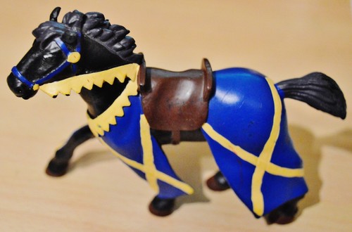Figurine cheval medieval - medieval, →