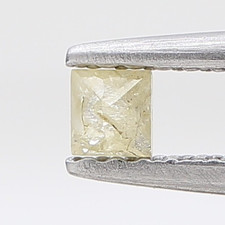 Petit Diamant Naturel 0,13 Cts 2,5 Mm Couleur Jaune Taille Princesse Brillant