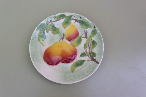 Assiette barbotine ancienne