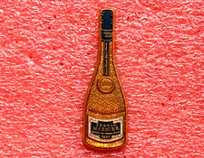 T05 Pins BOUTEILLE Alcool