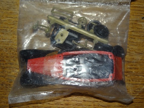 Voiture vintage injectaplastic - voiture,