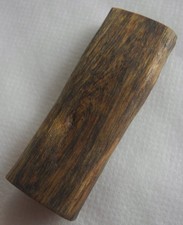 Puce de bloc de bois d'agar Shensui naturel vietnamien 11,4 g 沈水 沉香 香木 incenc...