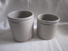 2 Anciens pot à graisse en
