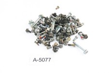 Honda XL 125 V Varadero JC32 année 01 - vis cadre A5017