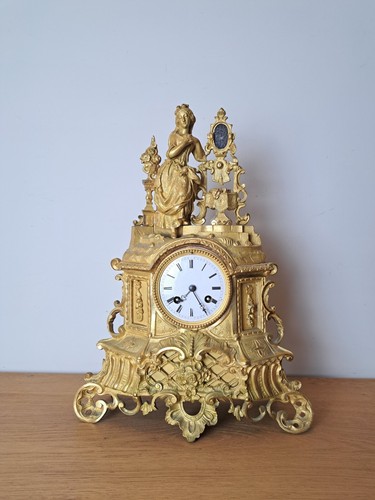 Pendule bronze doré - ,,