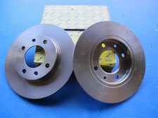 Disques de freins arrière Lucas pour: Citroën: Saxo, Xsara, ZX, Peugeot 106, 206