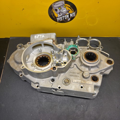 Carter moteur gauche - moteur, beta