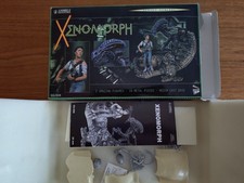 Alien Xenomorph and Ripley