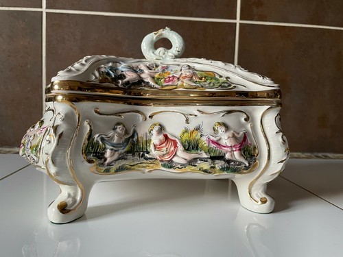 Bonbonniére capodimonte - bonbonniÉre,