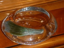 DAUM FRANCE Vide-poche en cristal et pâte de verre représente une feuille