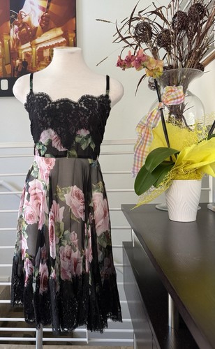 Dolce gabbana black floral - &,