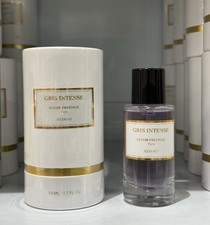 Gris Intense – Collection