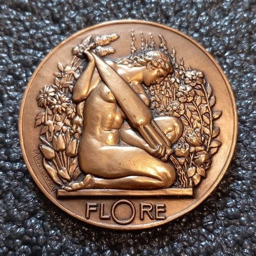 Médaille bronze flore nue - médaille,