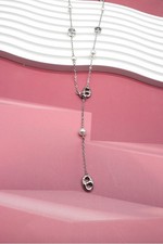 Collier perle de synthèse et