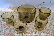 service à  sangria - salade