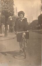 BK240 Carte Photo vintage card RPPC Femme vélo bicyclette route 