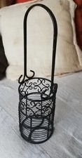 Porte-bouteille en fer forgé noir