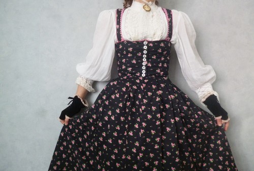 Vintage cottage peasant dirndl - vintage,