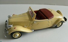 1/43 CITROEN Traction 15 cv